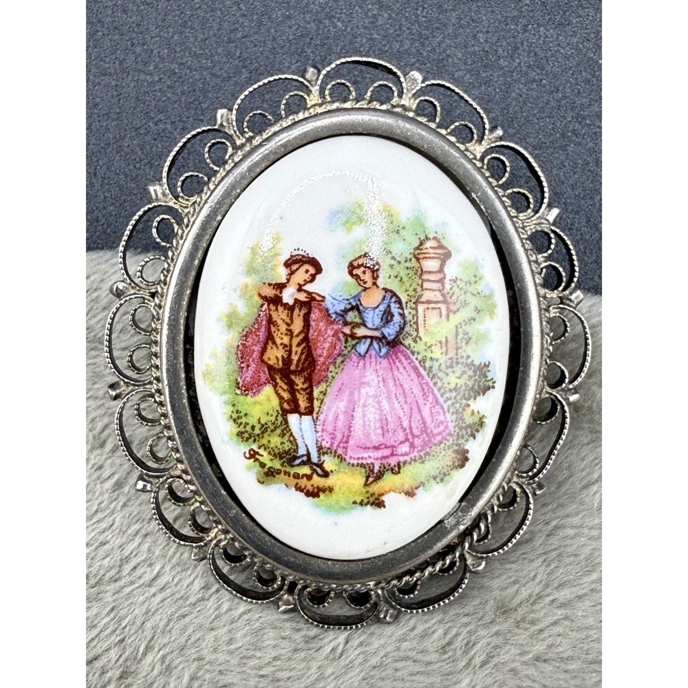 Vintage Estate Courting Couple Brooch Pendant Silver Porcelain Cameo Oval 2in